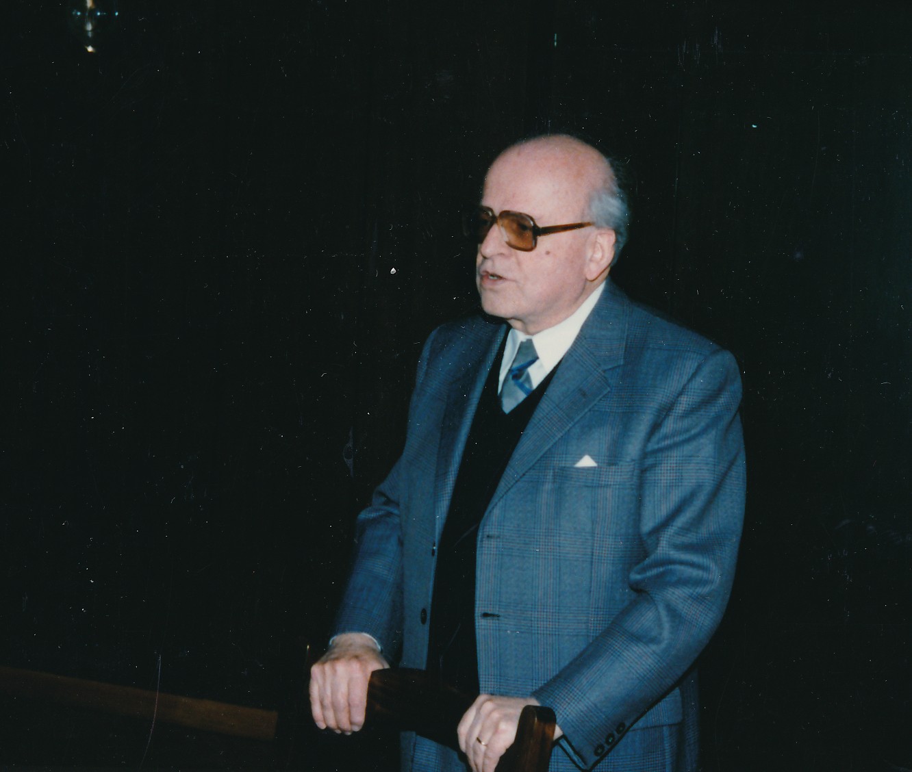 eika image